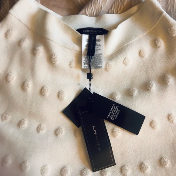 NWT BCBG MaxAzria white knitted skirt -Size S - Picture 4 of 6